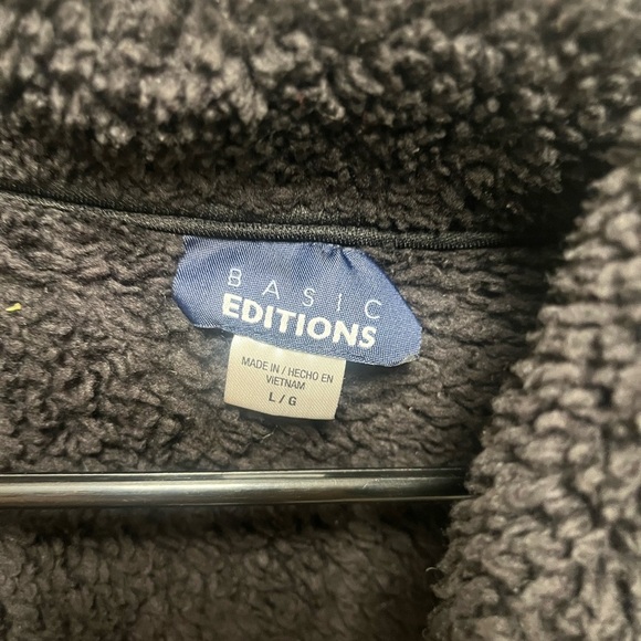 Basic Edition black Fleece Vest - Picture 4 of 6